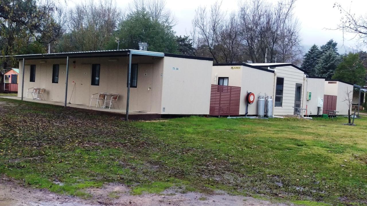Khancoban Lakeside Caravan Park Exterior photo